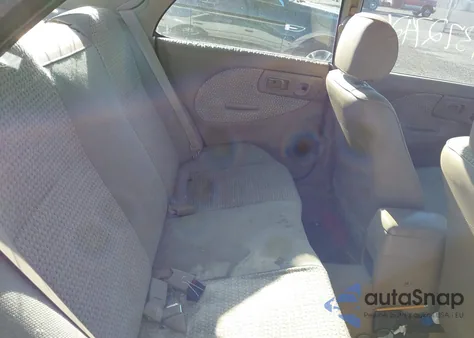 1997 Subaru Impreza L z USA, uszkodzony, nr VIN JF1GC435XVH512108